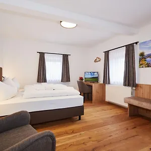 Hotel Ulrichshoegl ***